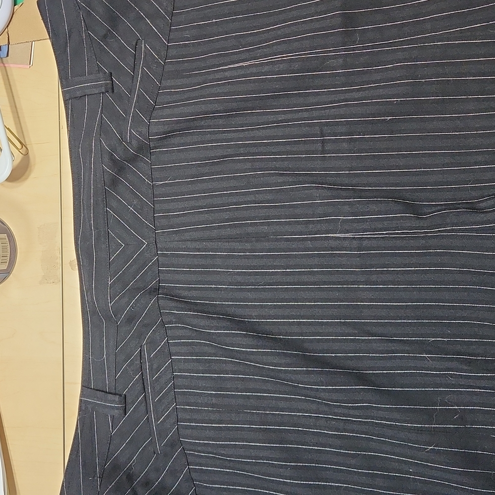 Women's pinstripe covington skirt 22W